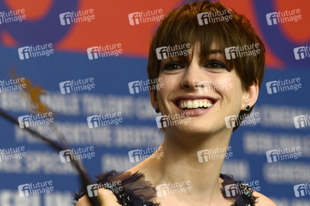 Anne Hathaway