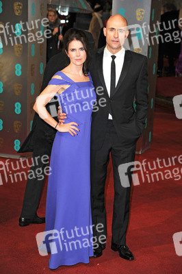 Liza Marshall, Mark Strong