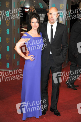 Liza Marshall, Mark Strong