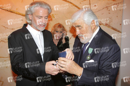 Hermann Bühlbecker, Mario Adorf