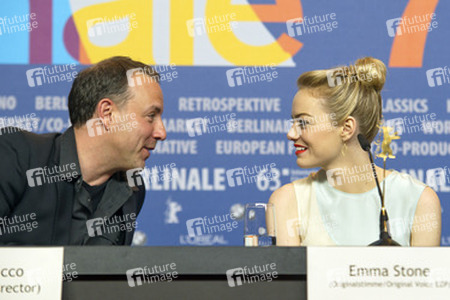 Kirk De Micco, Emma Stone