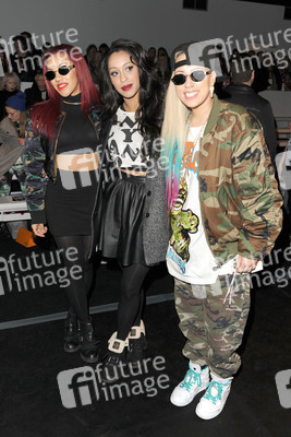 Stooshe