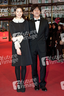 Eunchae Jung / Jeong Eun-Chae / Jung Eun-chae, Sunkyun Lee / Seon-gyun Lee / Lee Sun-gyun