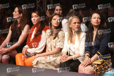 Natalia Wörner, Dünya Yildiz Can, Yvonne Catterfeld, Nova Meierhenrich, Cosma Shiva Hagen