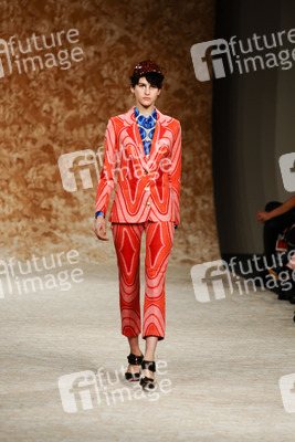 House of Holland Model