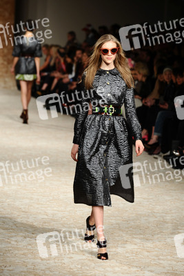 House of Holland Model