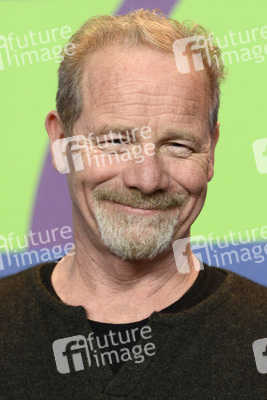 Peter Mullan