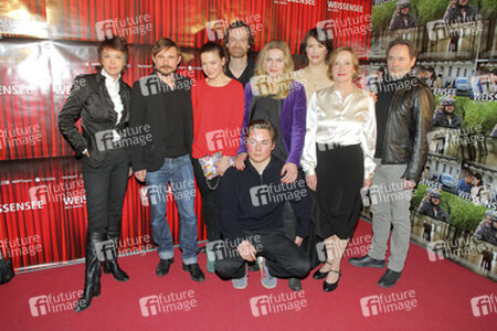 Katrin Saß, Florian Lukas, Hannah Herzsprung, Jörg Hartmann, Ferdinand Lehmann, Anna Loos, Claudia Mehnert, Ruth Reinecke, Uwe Kockisch