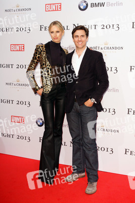 Karolína Kurková, Archie Drury