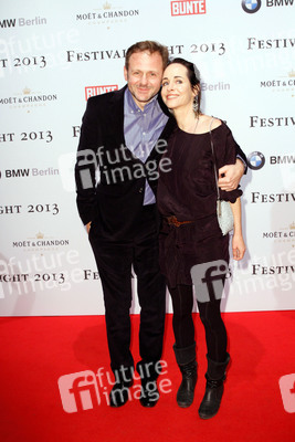 Samuel Finzi mit Gattin