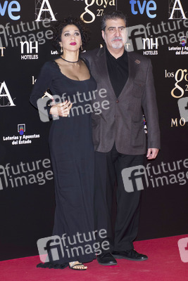 Javivi mit Begleitung