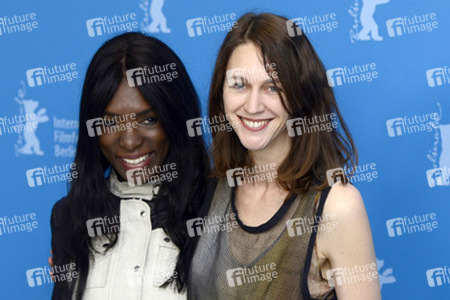 Rayna Campbell, Pia Marais