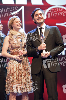 Saskia Rosendahl, Luca Marinelli