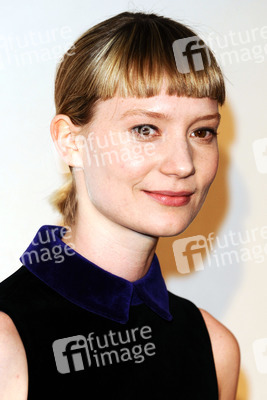 Mia Wasikowska
