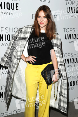 Angela Scanlon