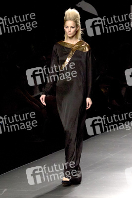 Miguel Palacio Model