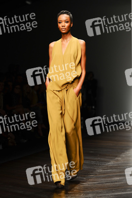 Maria Gratchvogel Model