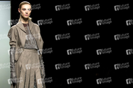 Victorio & Lucchino Model