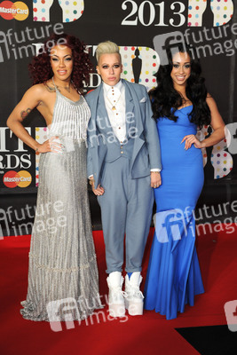Stooshe