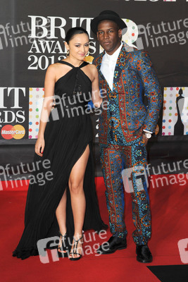 Labrinth mit Begleitung