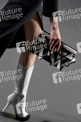 Devota y Lomba Model