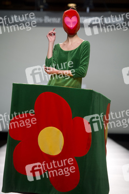 Agatha Ruiz de la Prada Model