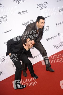 Tayfun Baydar, Mustafa Alin