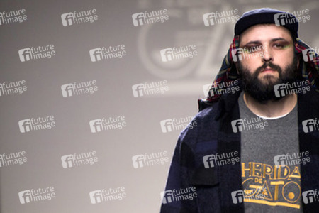 Herida de Gato Model