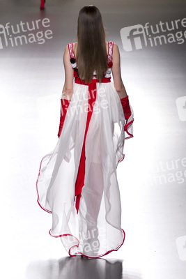 Eugenio Loarce Model