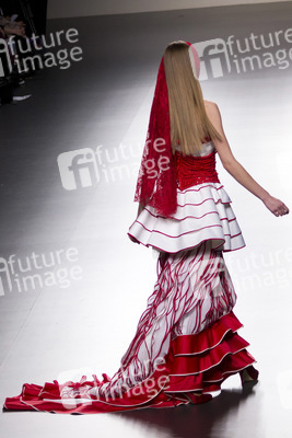 Eugenio Loarce Model