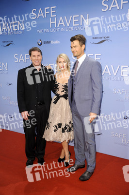 Nicholas Sparks, Julianne Hough, Josh Duhamel