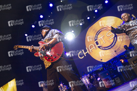 Al McKay, Devere Duckett (Earth Wind & Fire Experience feat. Al McKay Allstars)