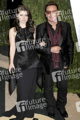 Eve Hewson, Bono (U2)