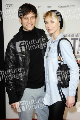 Vinzenz Kiefer, Masha Tokareva