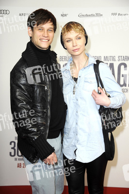 Vinzenz Kiefer, Masha Tokareva