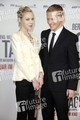 Antonia Campbell-Hughes, Thure Lindhardt
