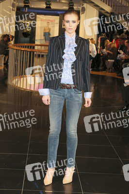 Alsterhaus Fashion Show Frühling/Sommer 2013, Hamburg