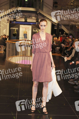 Alsterhaus Fashion Show Frühling/Sommer 2013, Hamburg