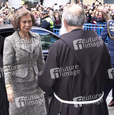 Sophia von Spanien besucht die Kirche Jesus de Medinaceli, Madrid