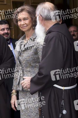Sophia von Spanien besucht die Kirche Jesus de Medinaceli, Madrid