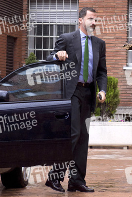 Felipe von Spanien beim Krankenhausbesuch, Madrid