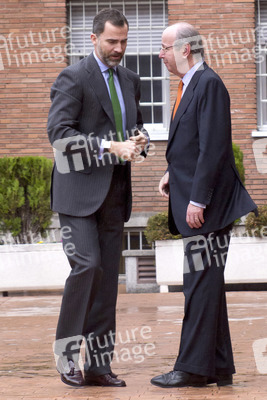 Felipe von Spanien beim Krankenhausbesuch, Madrid