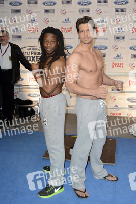 Wiegen zum Sat.1 Promiboxen, Düsseldorf