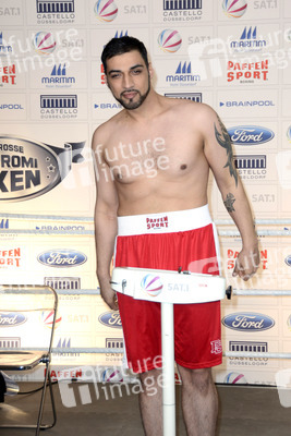 Wiegen zum Sat.1 Promiboxen, Düsseldorf