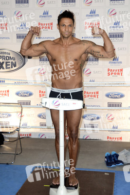 Wiegen zum Sat.1 Promiboxen, Düsseldorf