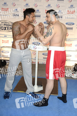 Wiegen zum Sat.1 Promiboxen, Düsseldorf