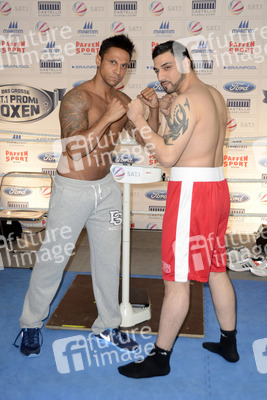 Wiegen zum Sat.1 Promiboxen, Düsseldorf