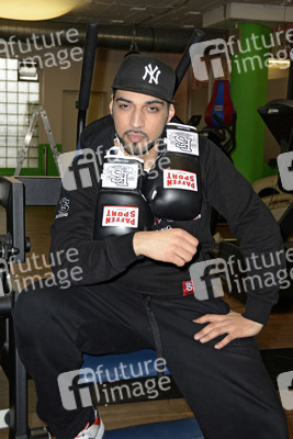 Wiegen zum Sat.1 Promiboxen, Düsseldorf