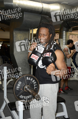 Wiegen zum Sat.1 Promiboxen, Düsseldorf