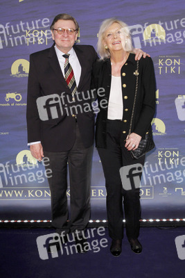 Per Poulsen-Hansen mit Begleiutng